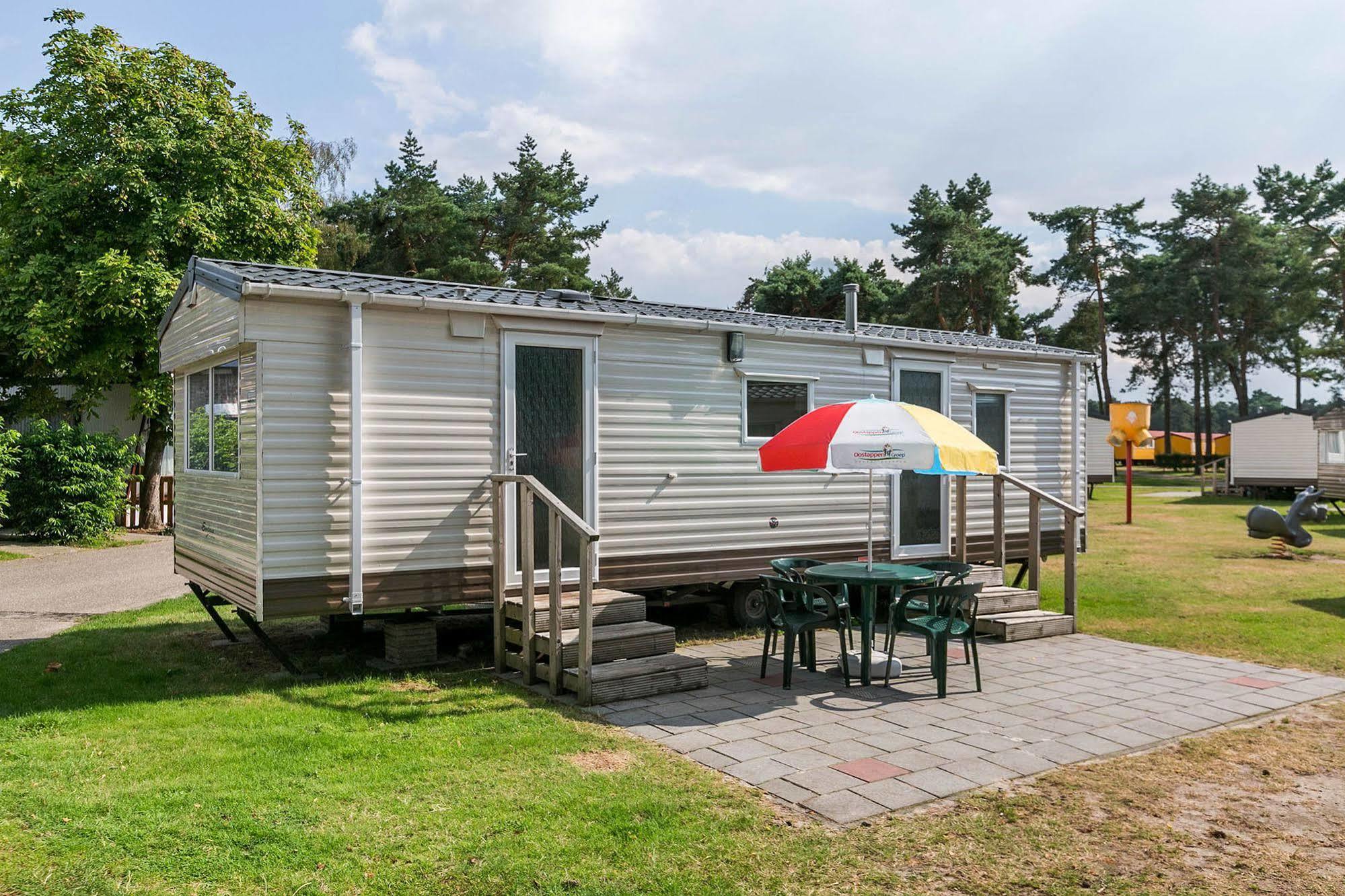 Hotel Camping Blauwe Meer Nv Lommel Exterior foto